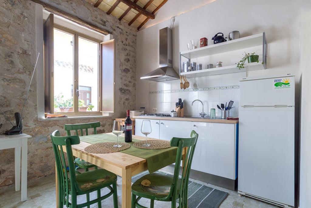 Casa Betta E Elisa Apartment Valderice Bilik gambar